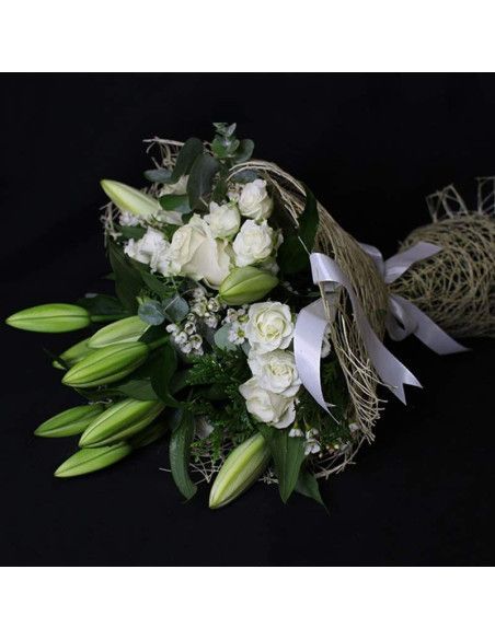 Strauß "prächtiges Sevilla" Rosen und Lilien - Mallorca Florist