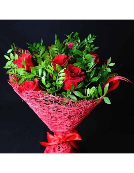 Blumenstrauß aus roten und grünen Rosen | Florist auf Mallorca