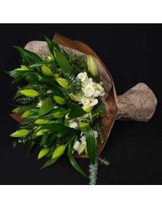 Bouquet of oriental lilies and lisianthus - Mallorca Florist 2