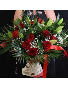 Rote Rosen und weiße Lilien - Mallorca Florist