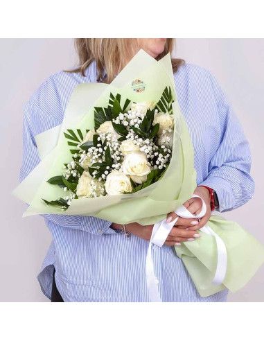 White Roses Bouquet · Choose 6 to 11 | Mallorca