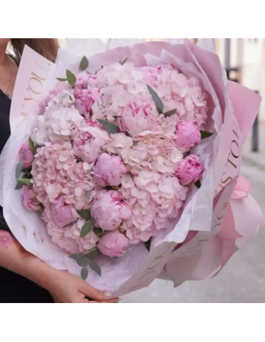 Peonies & Hydrangeas Bouquet Pastel Pink | Mallorca