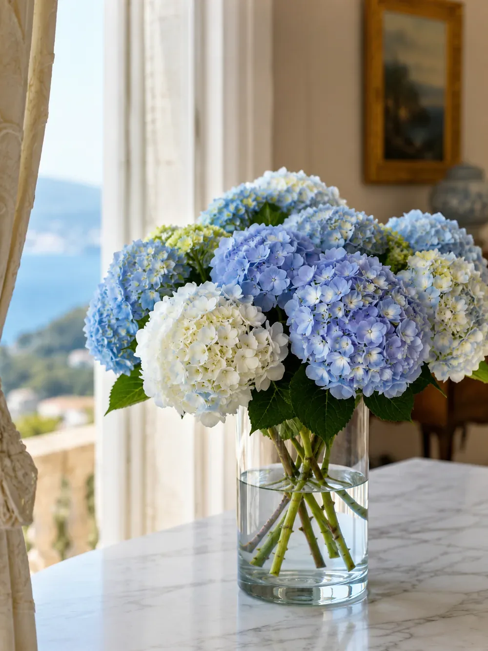 Cut hydrangeas in a vase with water, cut-flower care