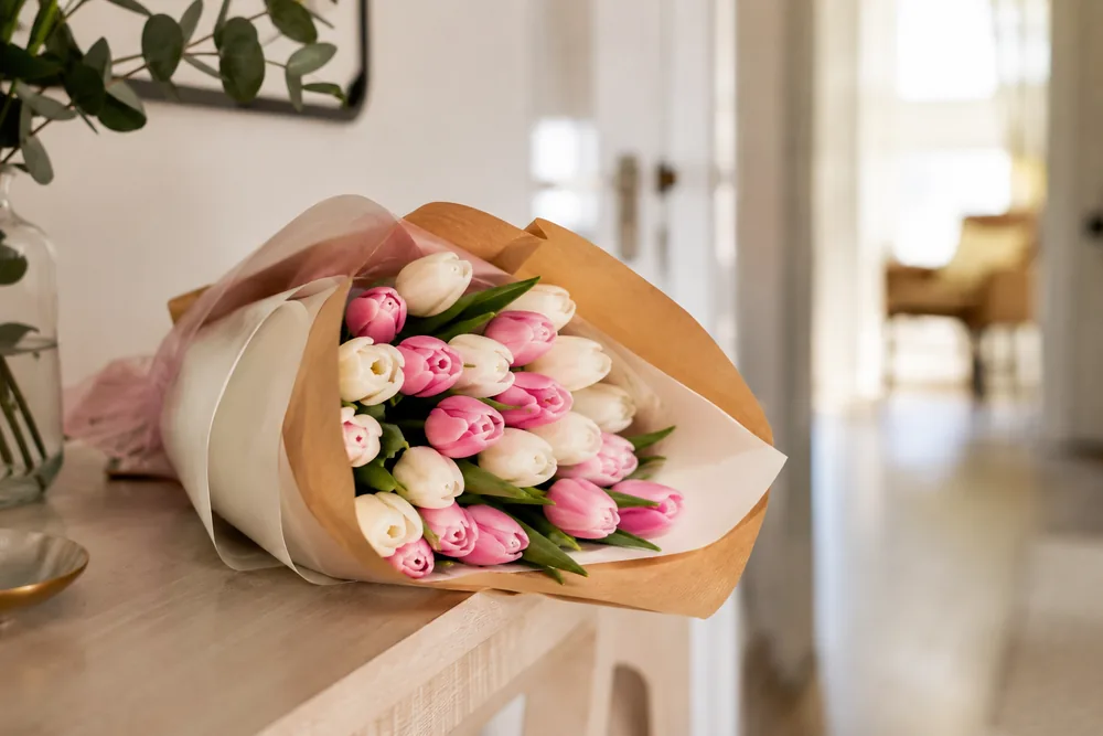 Tulip bouquet ready to give, delivery in Mallorca